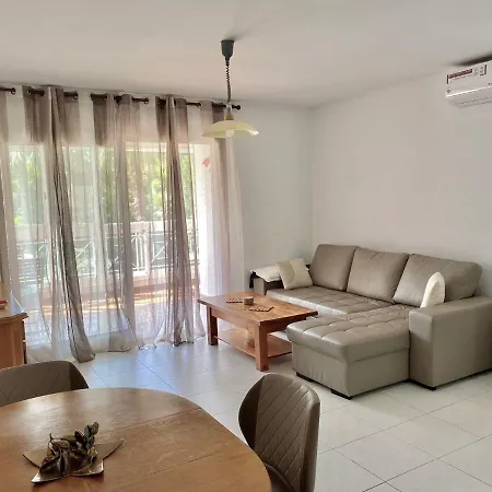 Golf Hoyo 18 4-6 Pax. Piscina, Wifi, Parking Privado. *