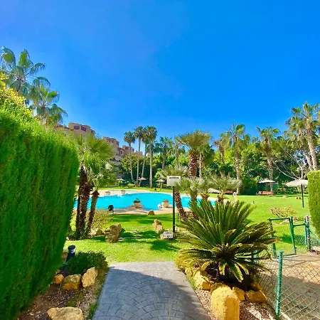 Golf Hoyo 18 4-6 Pax. Piscina, Wifi, Parking Privado.