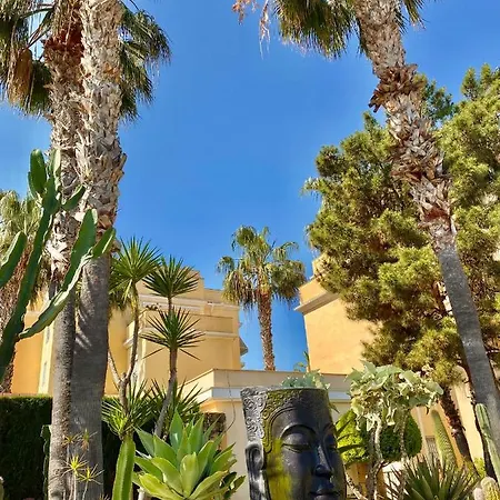 Golf Hoyo 18 4-6 Pax. Piscina, Wifi, Parking Privado. 알리칸테