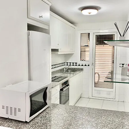 Golf Hoyo 18 4-6 Pax. Piscina, Wifi, Parking Privado. アリカンテ